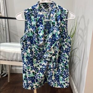 Ann Taylor petite Floral Sleeveless Blouse in Blue and Green